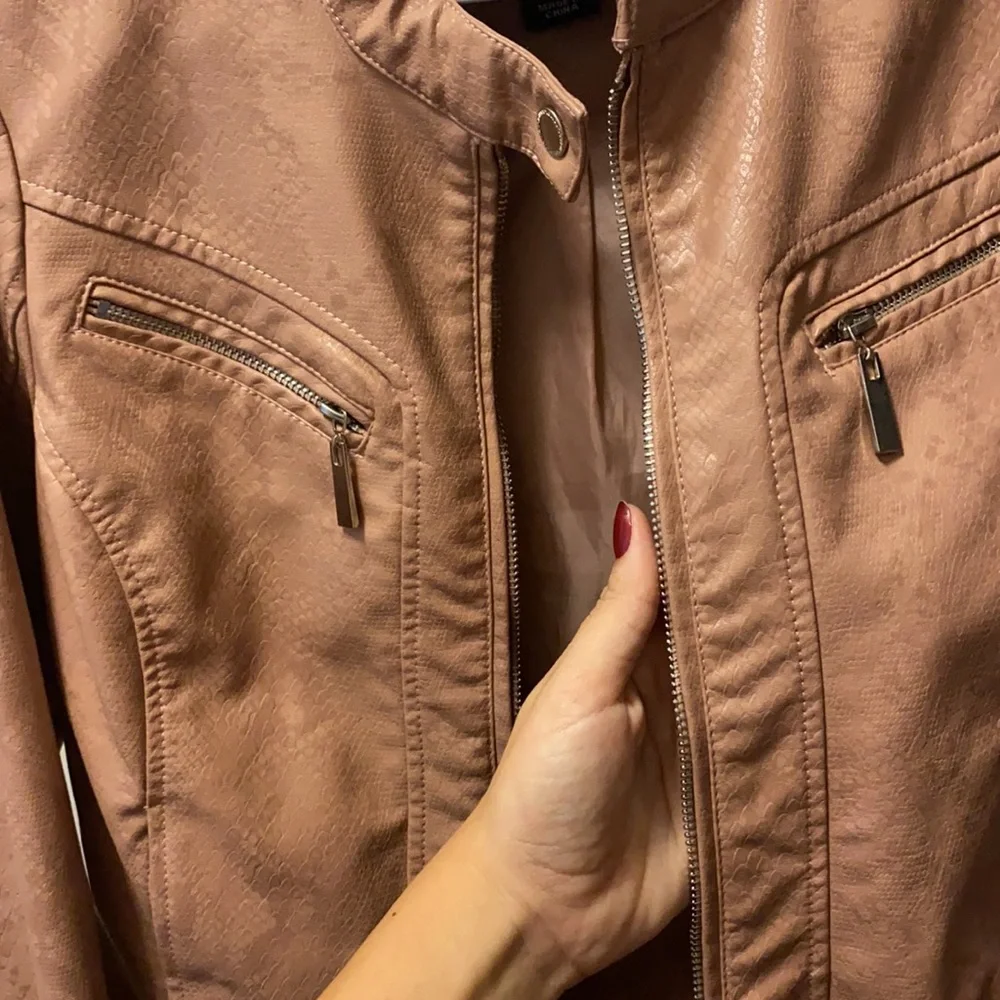 Jacket - Picture 3 of 3